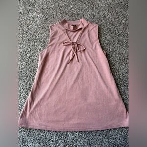 Buckle Black Tank Top with Mandarin Collar Pink Blouse Mecium